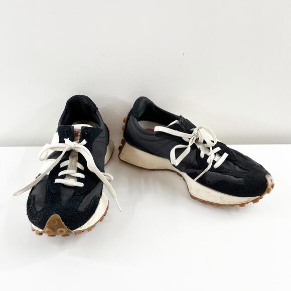 New Balance 327 Synthetic Suede N Logo Low Top Sneakers Black White Gum 7.5 - Picture 4 of 8